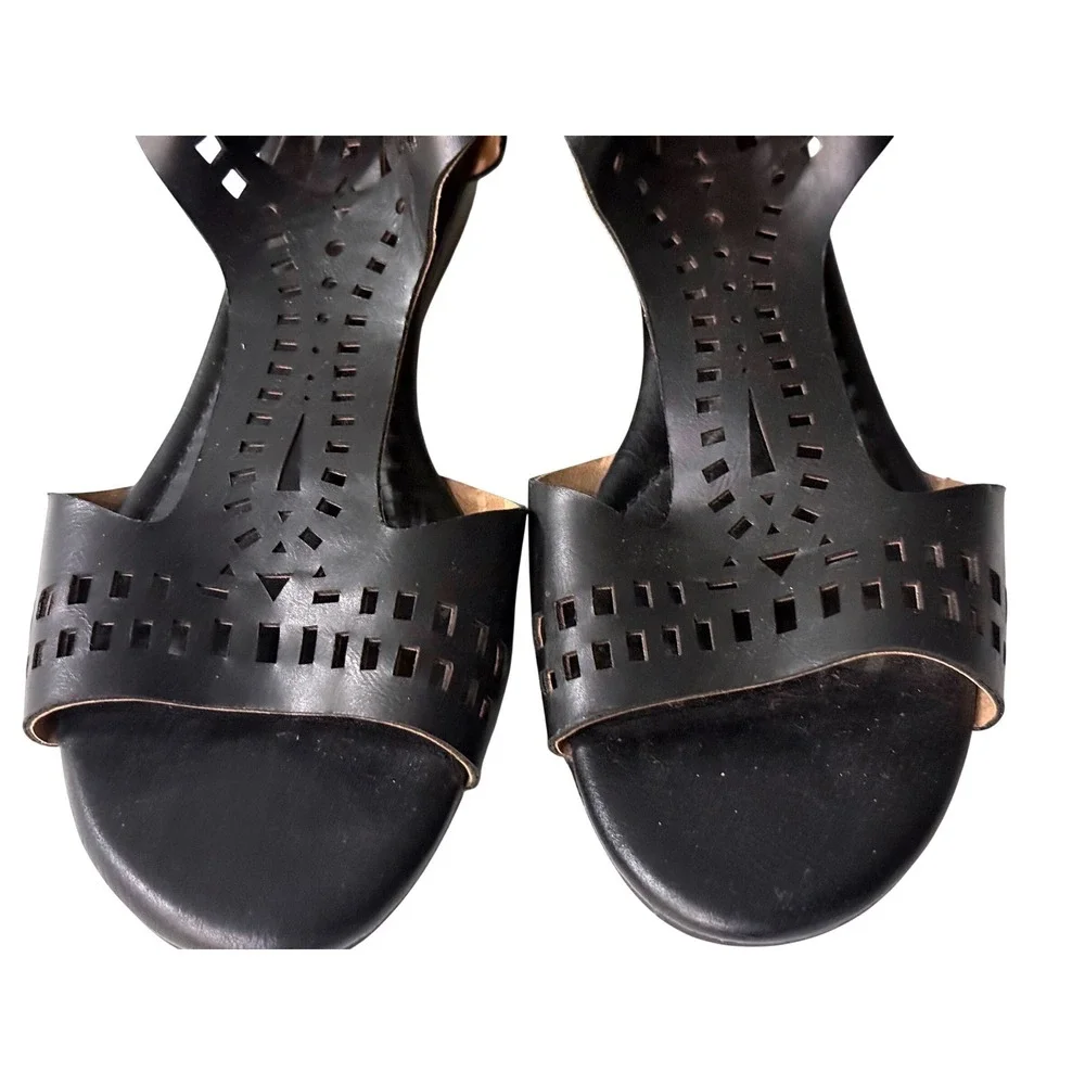 Dexflex Comfort Black Laser Cut Wedge Sandals Open Toe Back‎ Zip 7.5